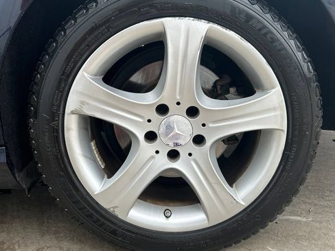 Used 2014 Mercedes-Benz E 350 Sedan image 26