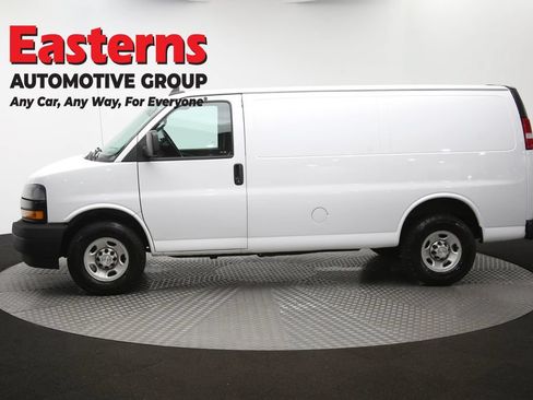 Used 2021 Chevrolet Express 2500 w/ Driver Convenience Package RWD image 57