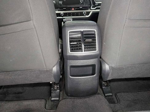 Certified 2024 Kia Sportage LX AWD/4WD image 22