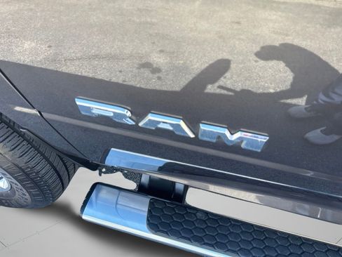 Used 2025 RAM 2500 Big Horn AWD/4WD image 42