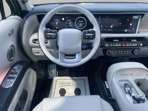 New 2026 Hyundai Palisade Calligraphy FWD image 18