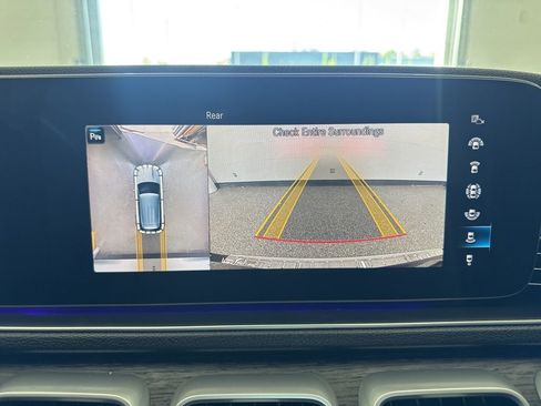 Used 2022 Mercedes-Benz GLE 350 4MATIC image 23