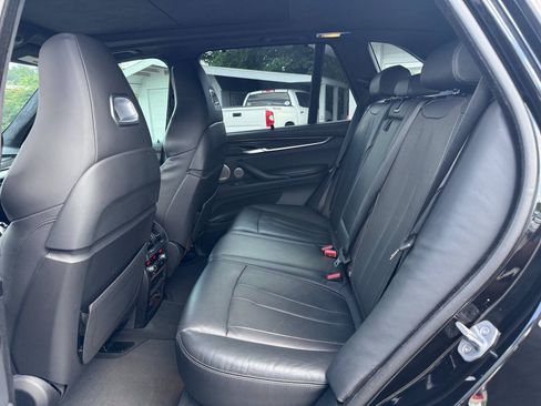 Used 2017 BMW X5 M AWD/4WD image 19