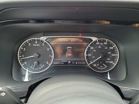 Certified 2025 Nissan Pathfinder SV FWD image 24