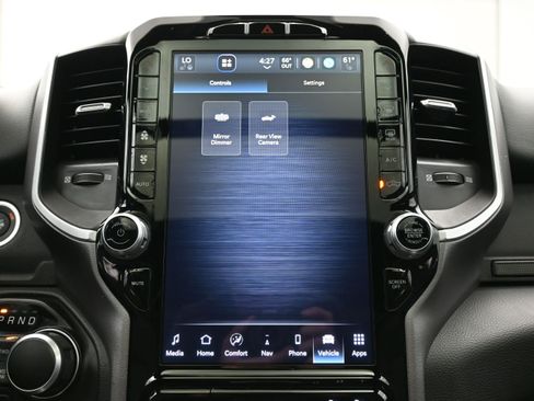 Used 2023 RAM 1500 Big Horn AWD/4WD image 35