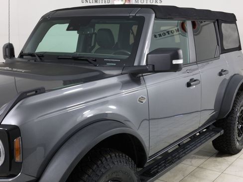 Used 2022 Ford Bronco Wildtrak image 48