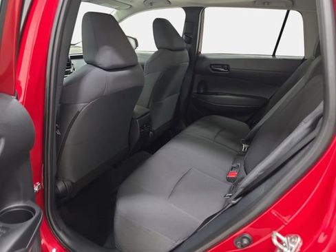 Used 2023 Toyota Corolla Cross LE w/ Moonroof Package AWD/4WD image 10