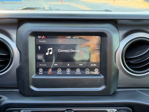 Used 2019 Jeep Wrangler Unlimited Sport S image 55