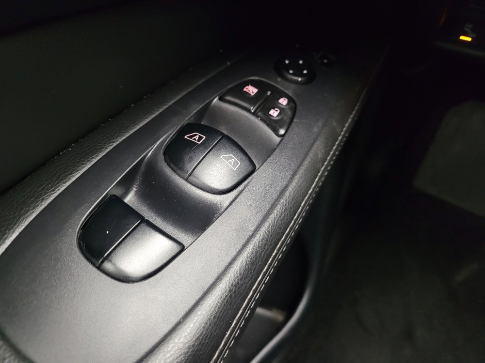 Used 2018 Nissan Pathfinder SL w/ Cargo Package AWD/4WD image 27