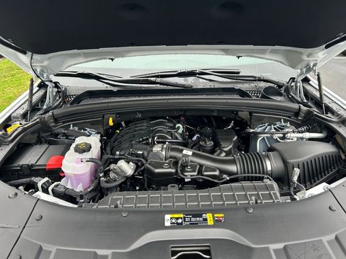 New 2025 Jeep Grand Cherokee L Altitude image 32