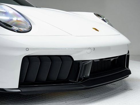 Certified 2025 Porsche 911 Carrera GTS image 40