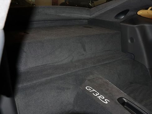 Used 2016 Porsche 911 GT3 RS image 25