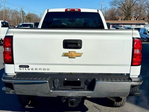 Used 2017 Chevrolet Silverado 2500 W/T w/ WT Convenience Package image 7