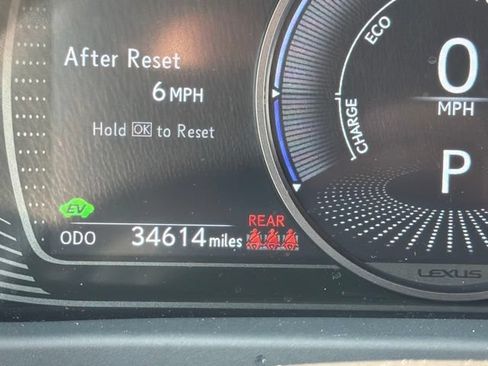 Used 2023 Lexus UX 250h AWD w/ Accessory Package (Z2) image 25