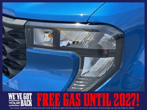 New 2026 Ford Maverick XLT w/ XLT Luxury Package FWD image 8