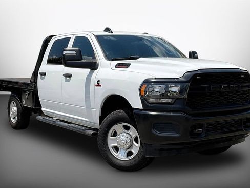 Used 2023 RAM 2500 Tradesman AWD/4WD image 3