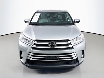 Used 2019 Toyota Highlander XLE w/ Protection Package #3