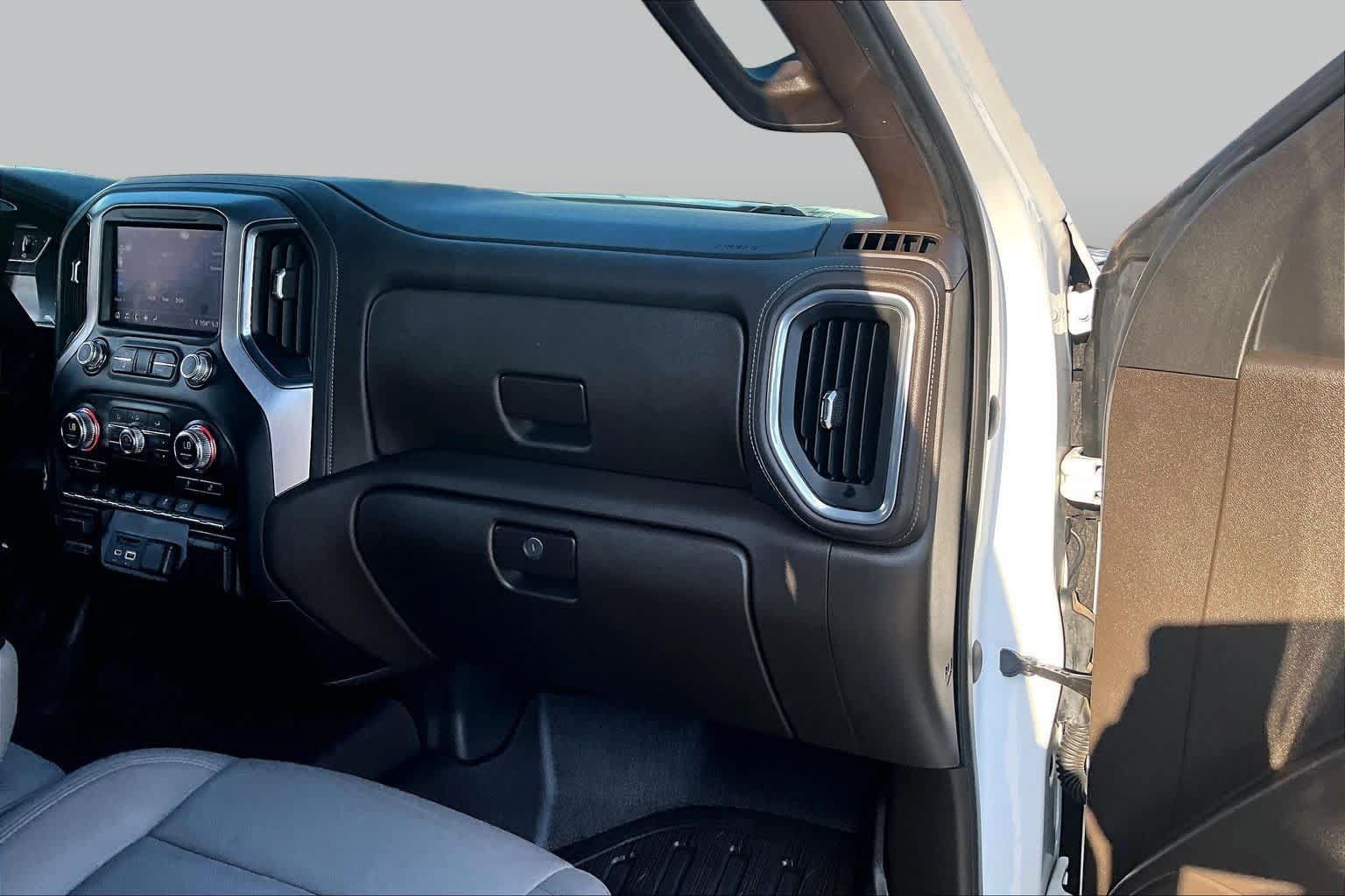Used 2021 GMC Sierra 1500 SLT AWD/4WD image 19