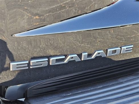 Certified 2023 Cadillac Escalade Sport w/ Touring Package image 16