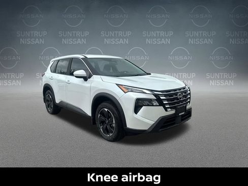 Certified 2026 Nissan Rogue SV AWD/4WD image 41