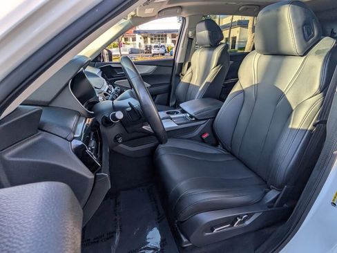 Used 2023 Acura MDX FWD image 10