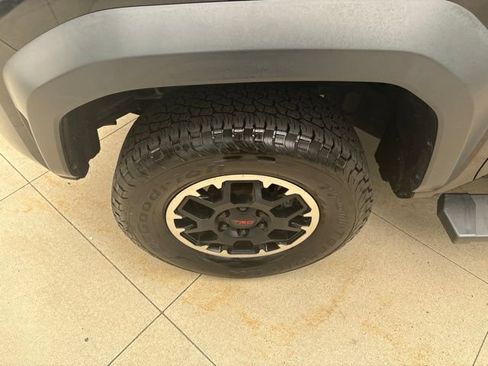Used 2024 Toyota Tacoma TRD Off-Road AWD/4WD image 12