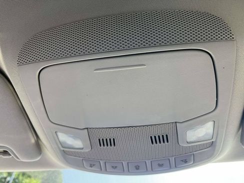 Used 2018 Ford Fusion SE w/ Fusion SE Technology Package FWD image 33