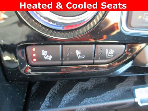 Certified 2024 GMC Yukon XL Denali w/ Max Trailering Package image 17