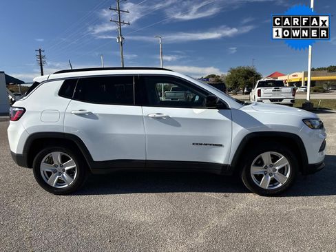 Used 2022 Jeep Compass Latitude w/ Convenience Group image 2