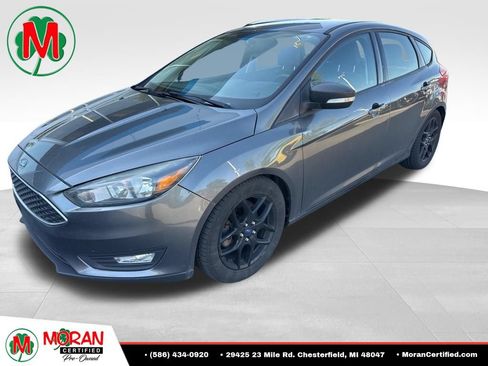 Used 2016 Ford Focus SE w/ Equipment Group 201A FWD image 1