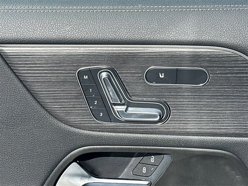 Certified 2026 Mercedes-Benz GLA 250 4MATIC image 11