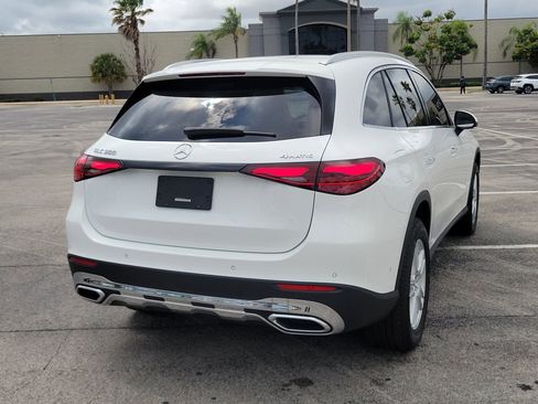 Used 2023 Mercedes-Benz GLC 300 4MATIC image 6