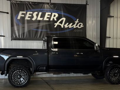 Used 2020 GMC Sierra 2500 Denali w/ Denali Ultimate Package