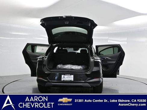 New 2025 Chevrolet Equinox EV LT image 33