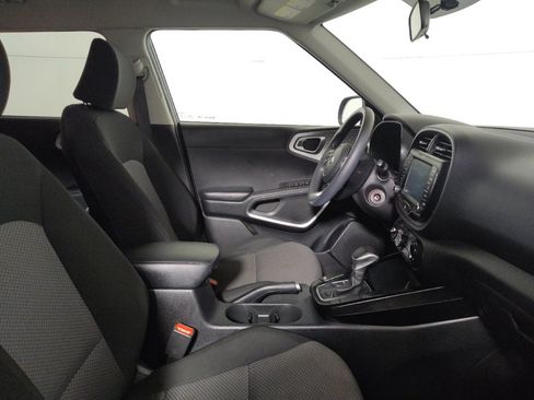 Used 2020 Kia Soul LX FWD image 21