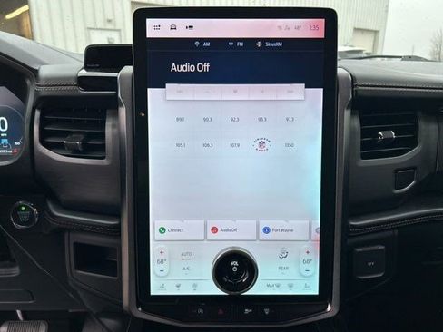 Used 2023 Ford Expedition Platinum image 22