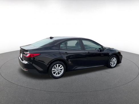 Used 2025 Toyota Camry LE FWD image 14