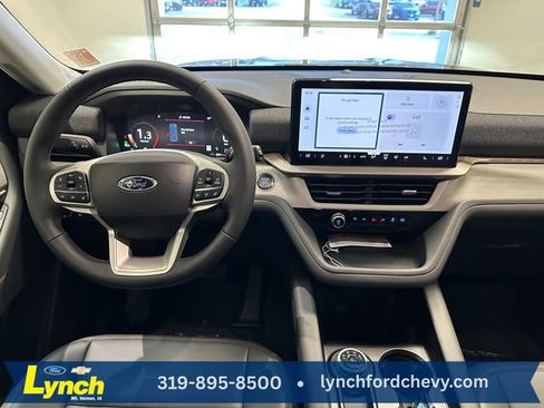New 2026 Ford Explorer Active AWD/4WD image 9