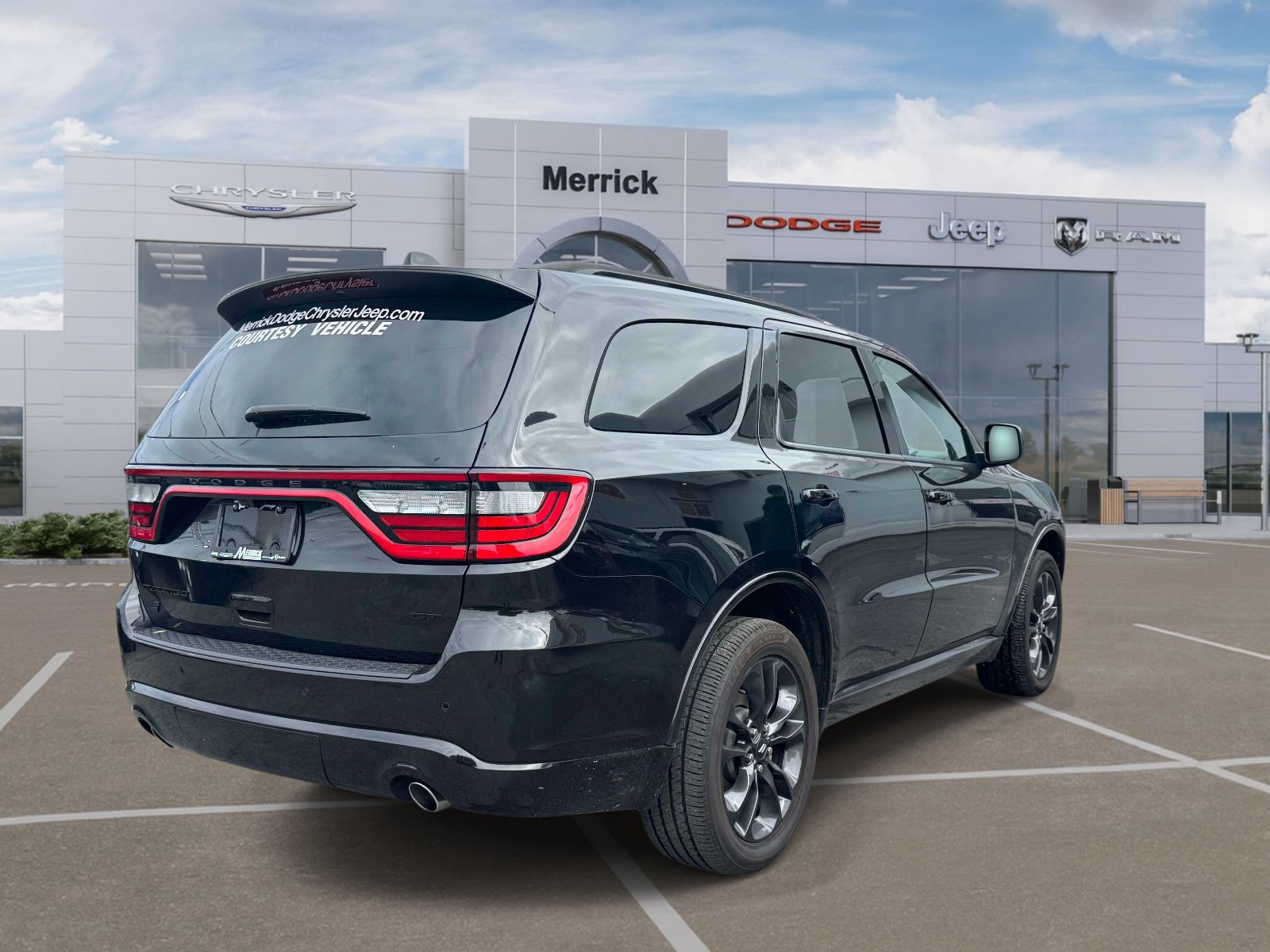 Used 2025 Dodge Durango GT w/ Blacktop Package AWD/4WD image 6