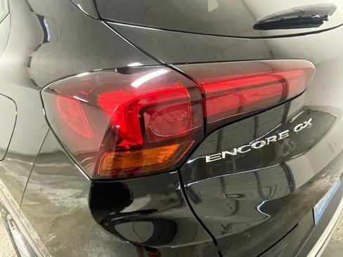 Used 2023 Buick Encore GX Essence w/ Experience Buick Package image 9