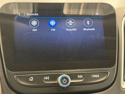 Used 2022 Chevrolet Malibu LT FWD image 40