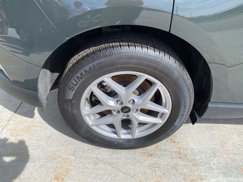 Used 2024 Ford Edge SEL image 19