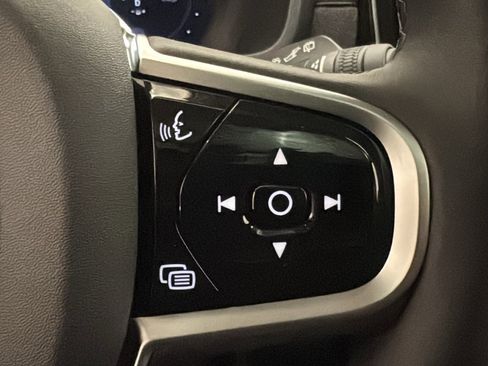 New 2026 Volvo XC90 T8 Plus w/ Protection Package Premier image 14