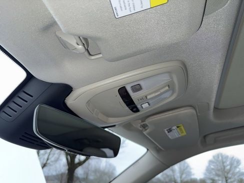 Used 2024 Volvo XC90 B6 Ultimate image 21