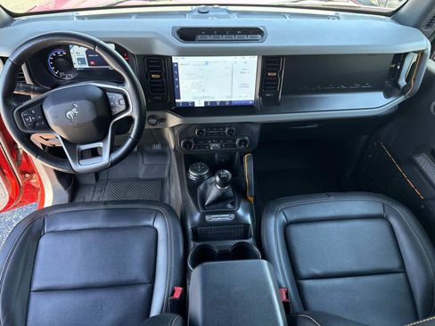 Used 2022 Ford Bronco Badlands image 18