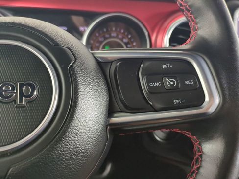 Used 2023 Jeep Wrangler Unlimited Rubicon w/ Cold Weather Group image 31