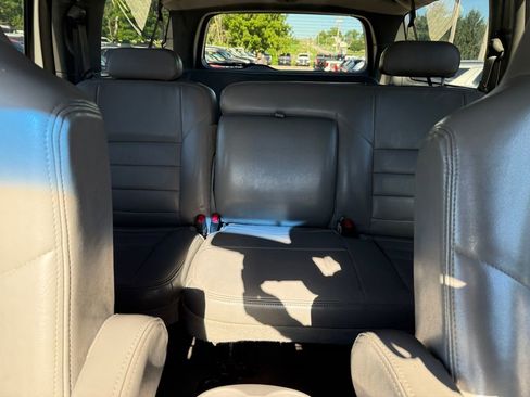 Used 2004 Ford Excursion 4WD image 25
