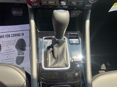 New 2026 Jeep Compass Limited AWD/4WD image 19