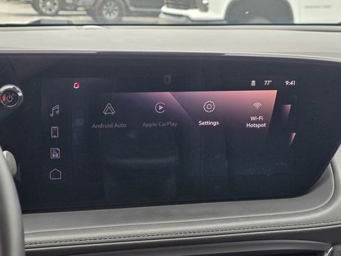 Used 2025 Buick Encore GX Preferred AWD/4WD image 14