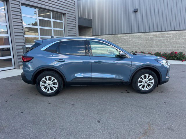 Used 2024 Ford Escape Active AWD/4WD image 4
